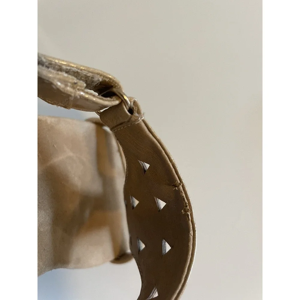 Vionic‎ Maggie Wedge Sandals Women's Size 9 Beige Studded